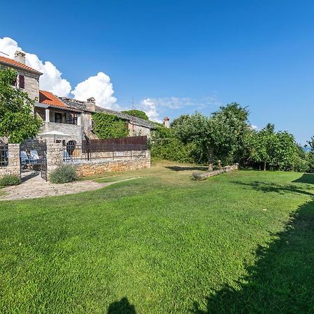 Villa Maria Oprtalj エクステリア 写真