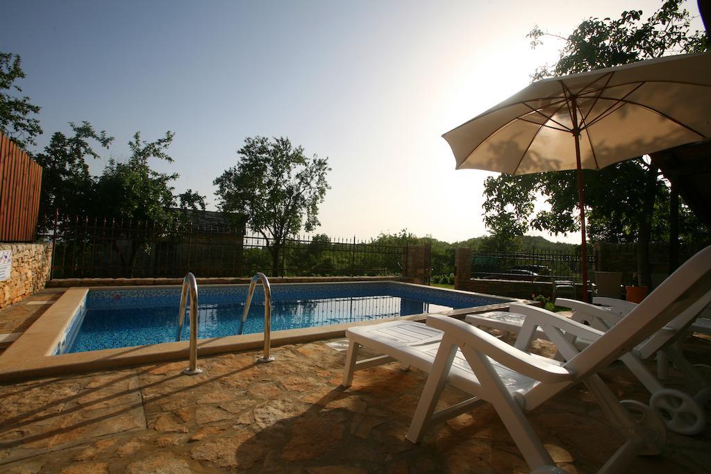 Villa Maria Oprtalj 部屋 写真