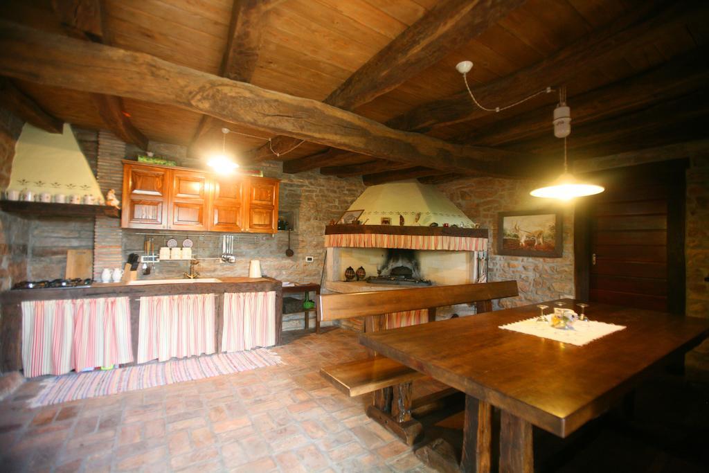 Villa Maria Oprtalj 部屋 写真